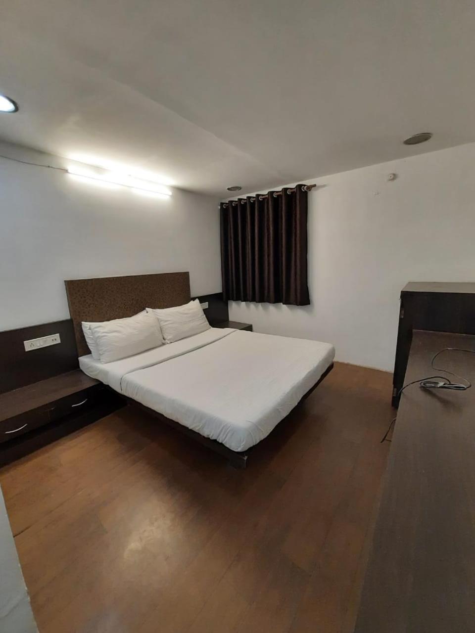 Hotel Grand Suites إندور المظهر الخارجي الصورة